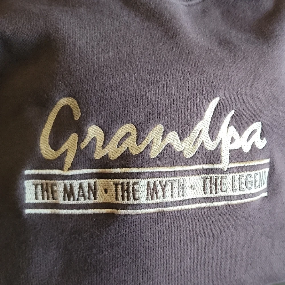 Grandpa Embroided Sweater Size XL - Picture 7 of 7